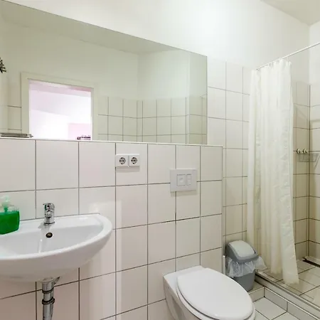 Modernes 2-zimmer-apartment In Kollwitzplatz-nahe * Berlin